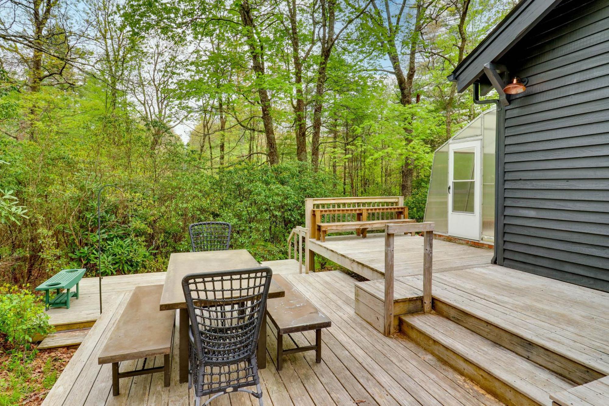 Chic Highlands Cabin Retreat With Deck And Office! Villa Exterior photo